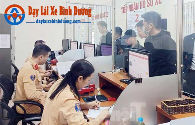 Hướng Dẫn Cấp Đổi Giấy Phép Lái Xe Trực Tuyến