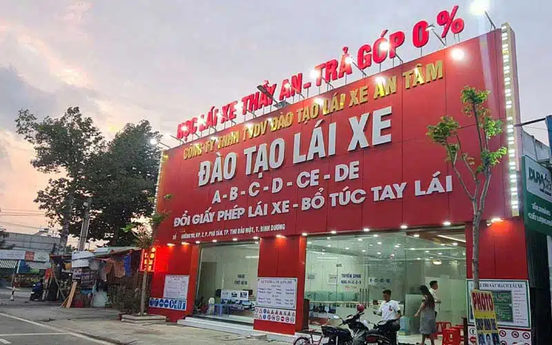 Hướng Dẫn Đổi Cấp Giấy Phép Lái Xe Trực Tuyến Và Trực Tiếp Từ Ngày 01/03/2025 4 Các Bài Thi Sát Hạch Bằng Lái Ô Tô Tại Bình Dương