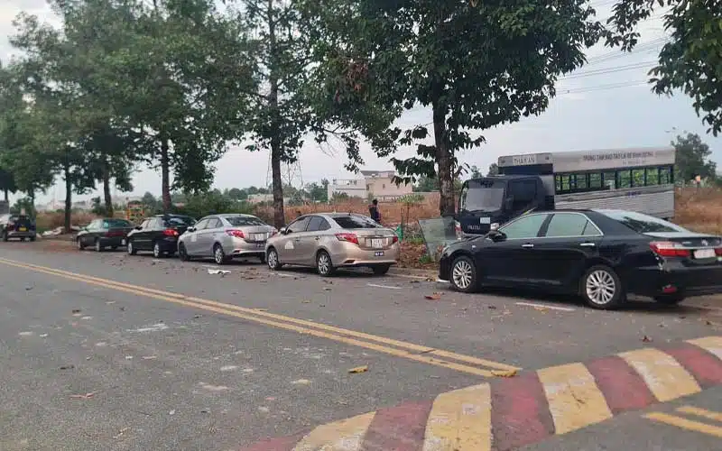 Học và Thi Bằng Lái Xe C1 Tại Thủ Dầu Một - Trọn Gói Không Phát Sinh 2 Các Bài Thi Sát Hạch Bằng Lái Ô Tô Tại Bình Dương